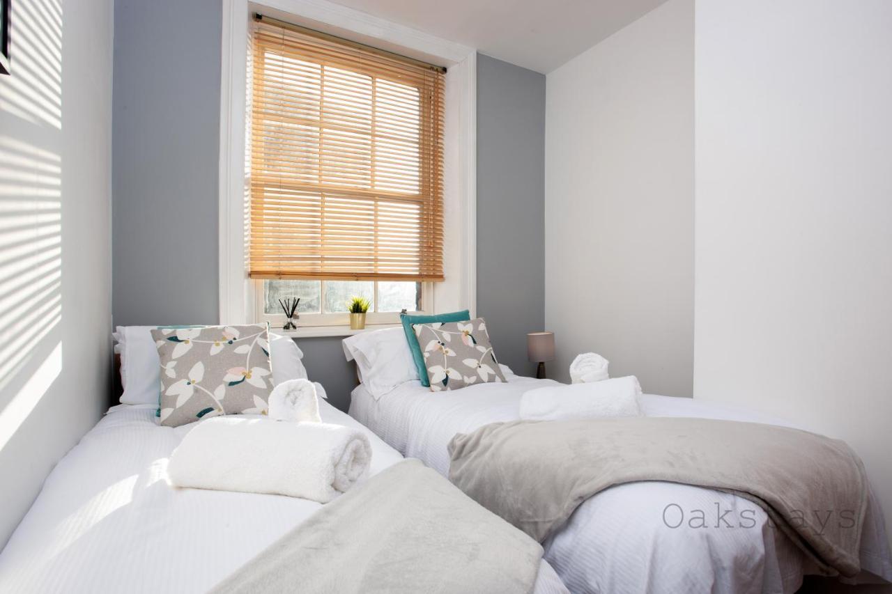 Oakstays Centre Gem * Newcastle-upon-Tyne